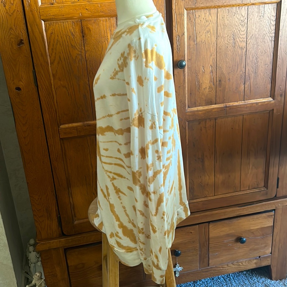 MY STORY Tie Dye Gold & Cream Lightweight SWEATSHIRT🌻Gently worn size MEDIUM😊 - Picture 2 of 6